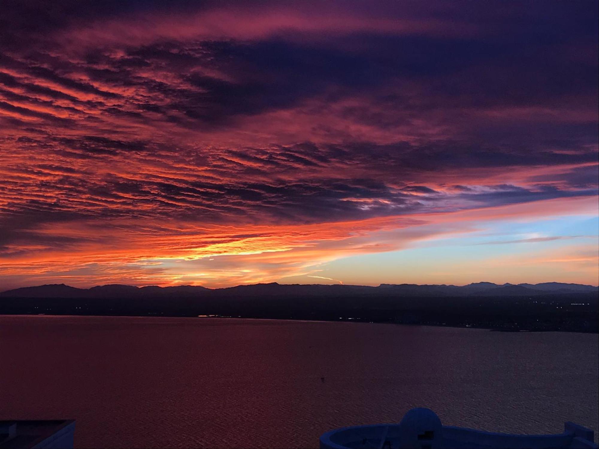 Las Mejores Puestas De Sol Roses Luaran gambar